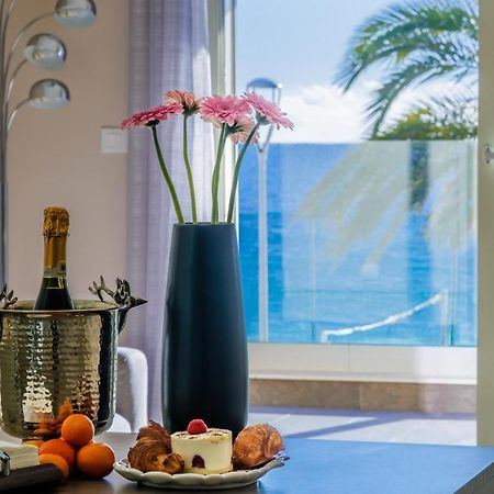 Le Midi 8 By Estates Cannes Bagian luar foto