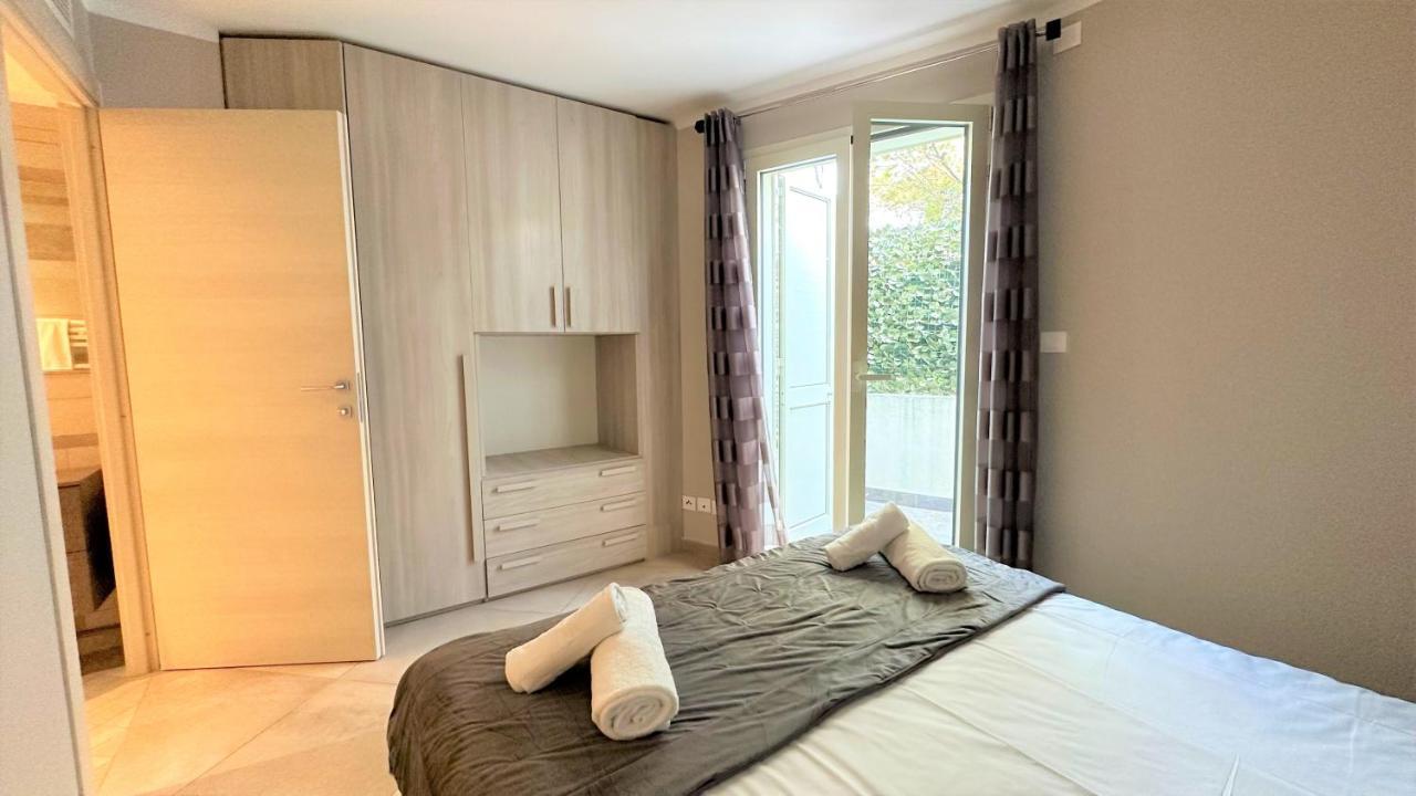 Le Midi 8 By Estates Cannes Bagian luar foto