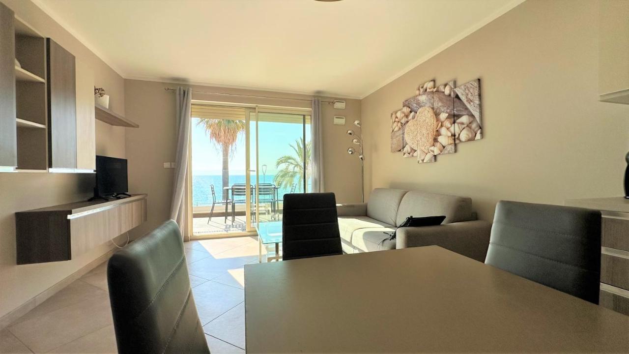 Le Midi 8 By Estates Cannes Bagian luar foto